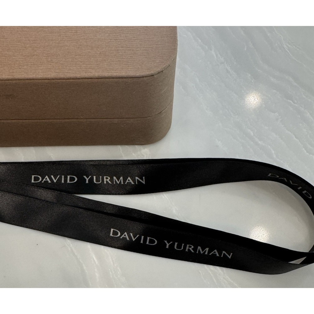 Authentic David Yurman Jewelry Presentation Box 4.5 x 4.5 x 2.25 - Picture 5 of 12
